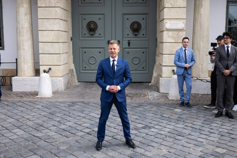 Saját magának köszönheti Orbán, hogy villámgyorsan leszedhetők az emberei